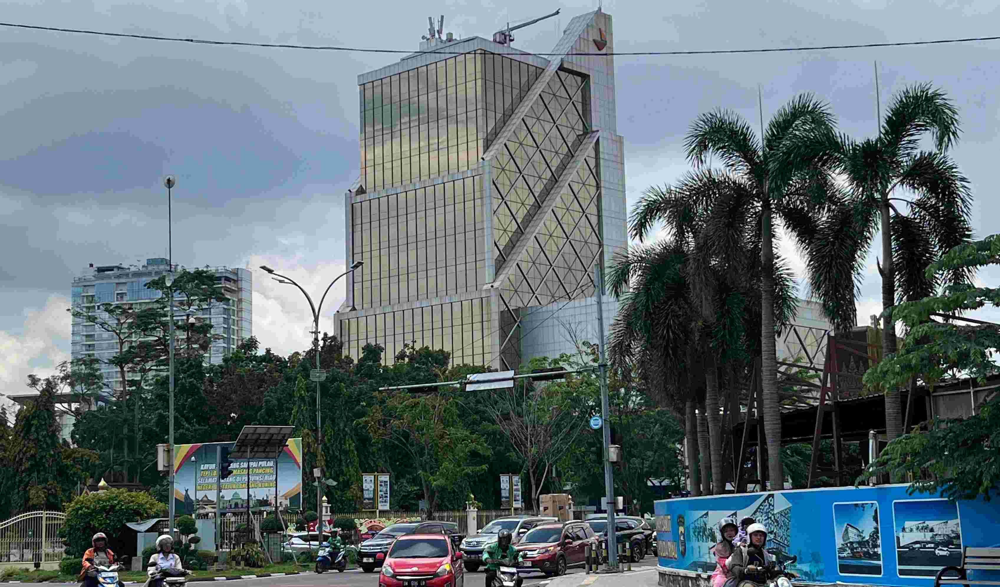 Nama Irwan Nasir Muncul Tiba tiba, Calon Direksi BRK Syariah Diajukan ke OJK