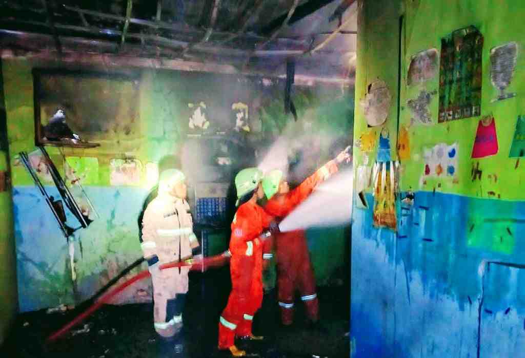 Sekolah PAUD Ludes Terbakar, Kerugian Ditaksir Lebih Rp300 Juta
